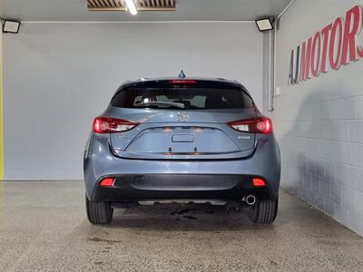 2015 Mazda Axela - Thumbnail