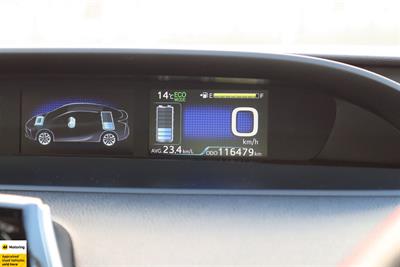 2020 Toyota Prius - Thumbnail