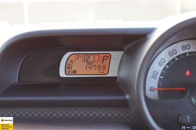 2013 Toyota Porte - Thumbnail