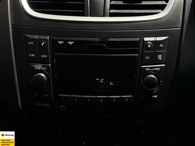 2016 Suzuki Swift - Thumbnail