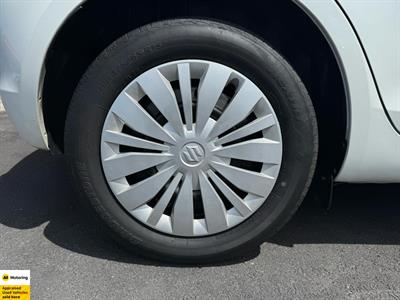 2016 Suzuki Swift - Thumbnail