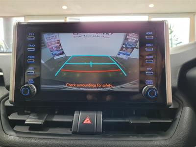 2022 Toyota RAV4 - Thumbnail