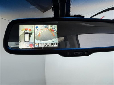 2015 Nissan Serena - Thumbnail