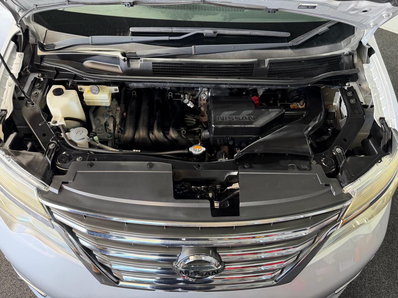 2015 Nissan Serena