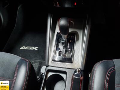 2024 Mitsubishi ASX - Thumbnail