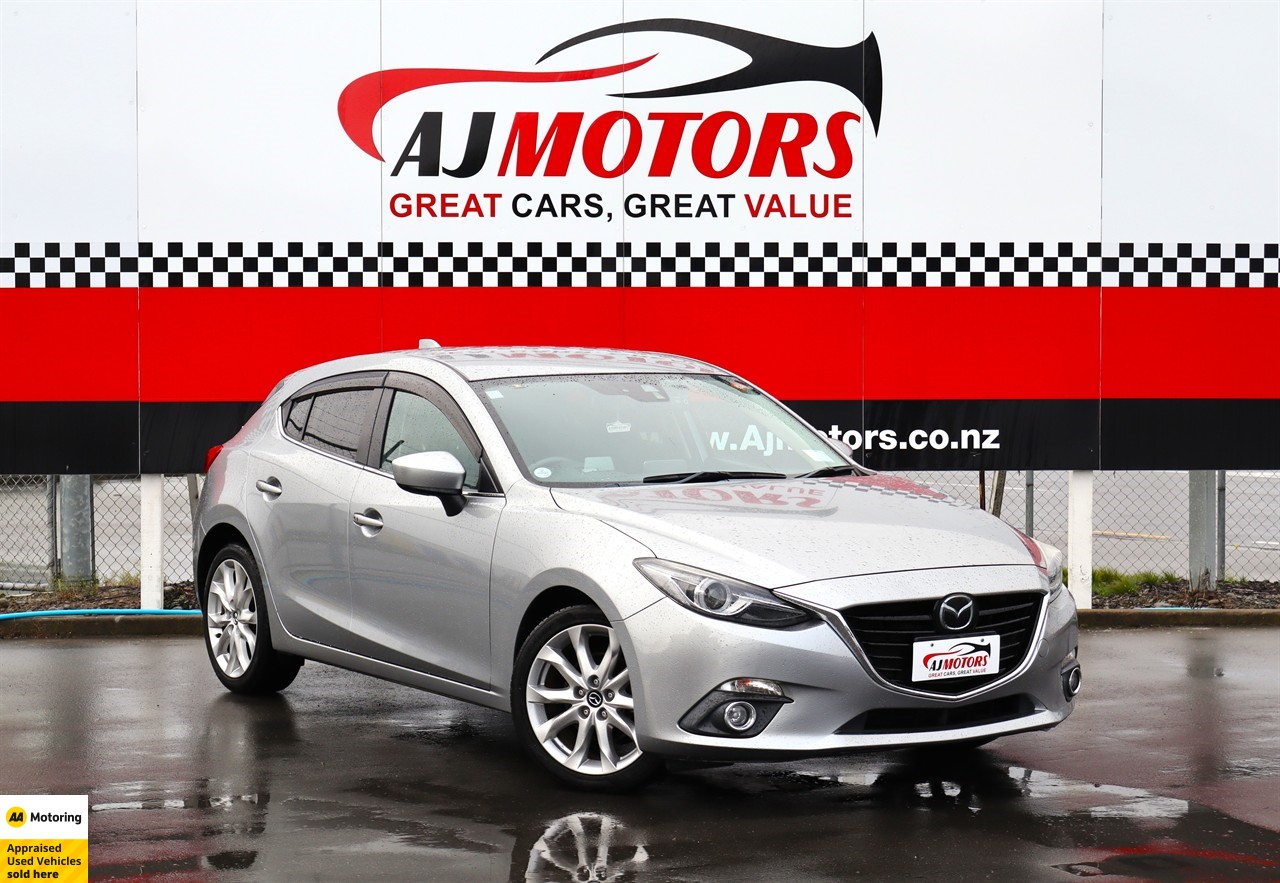 2014 Mazda Axela