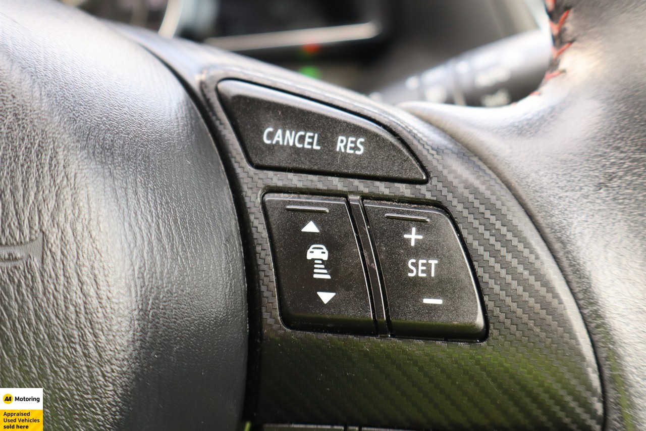 2014 Mazda Axela
