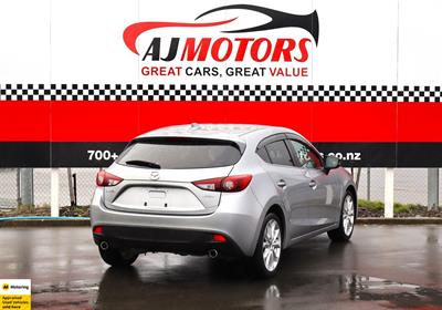 2014 Mazda Axela - Thumbnail