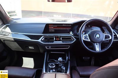 2020 BMW X7 - Thumbnail