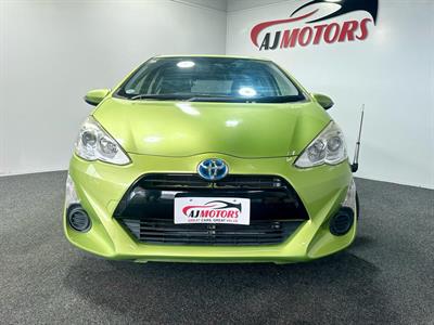 2015 Toyota Aqua - Thumbnail