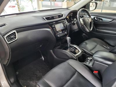 2017 Nissan X-Trail - Thumbnail