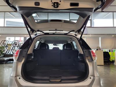 2017 Nissan X-Trail - Thumbnail