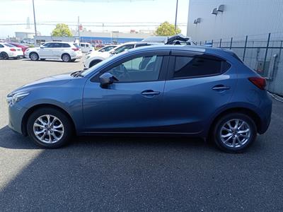 2016 Mazda Demio - Thumbnail