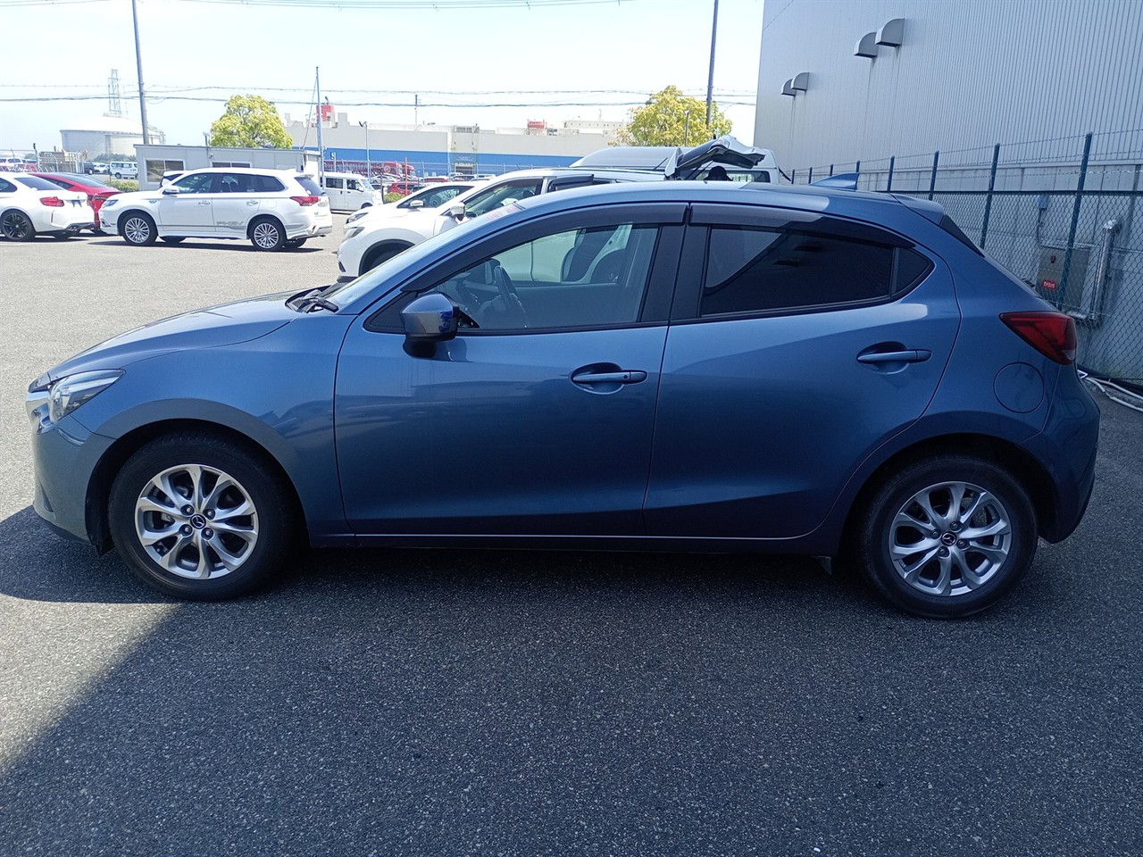 2016 Mazda Demio