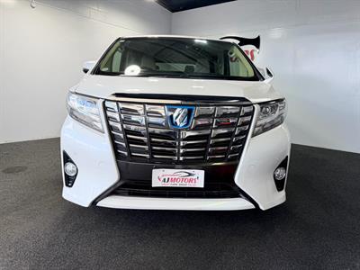 2015 Toyota Alphard - Thumbnail