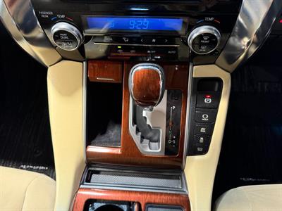 2015 Toyota Alphard - Thumbnail