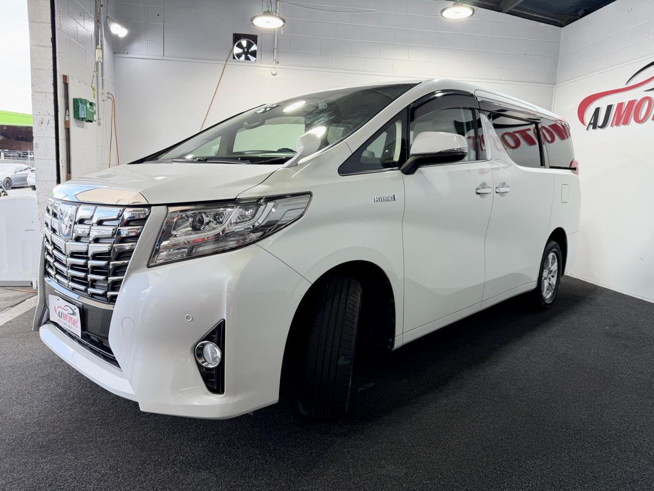 2015 Toyota Alphard