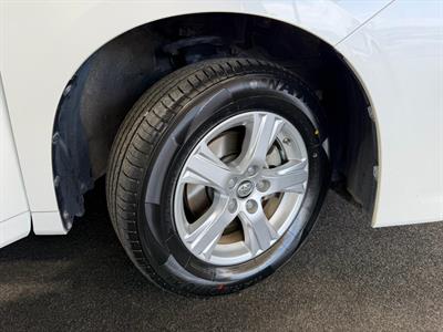 2015 Toyota Alphard - Thumbnail