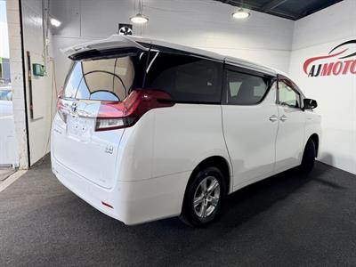 2015 Toyota Alphard - Thumbnail