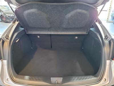 2018 Toyota C-HR - Thumbnail