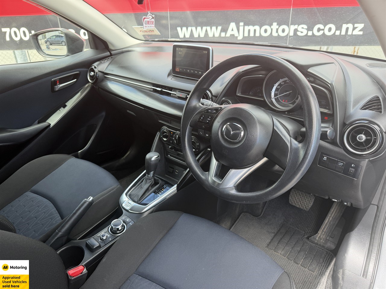 2015 Mazda Demio