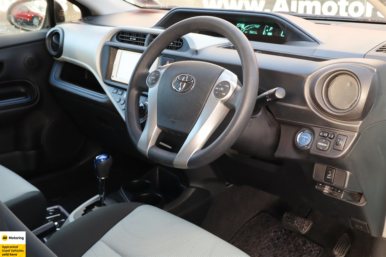 2013 Toyota Aqua