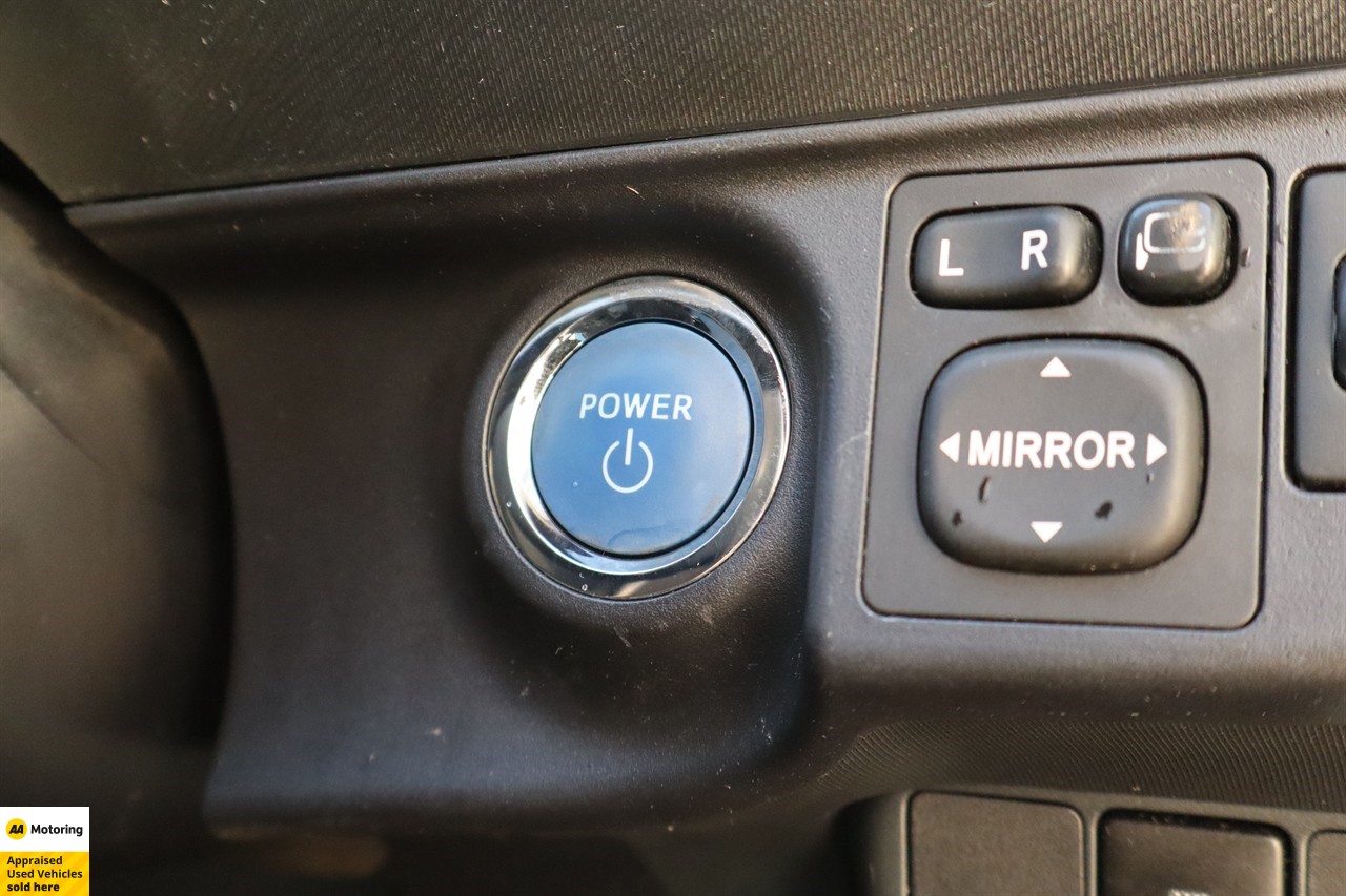2013 Toyota Aqua