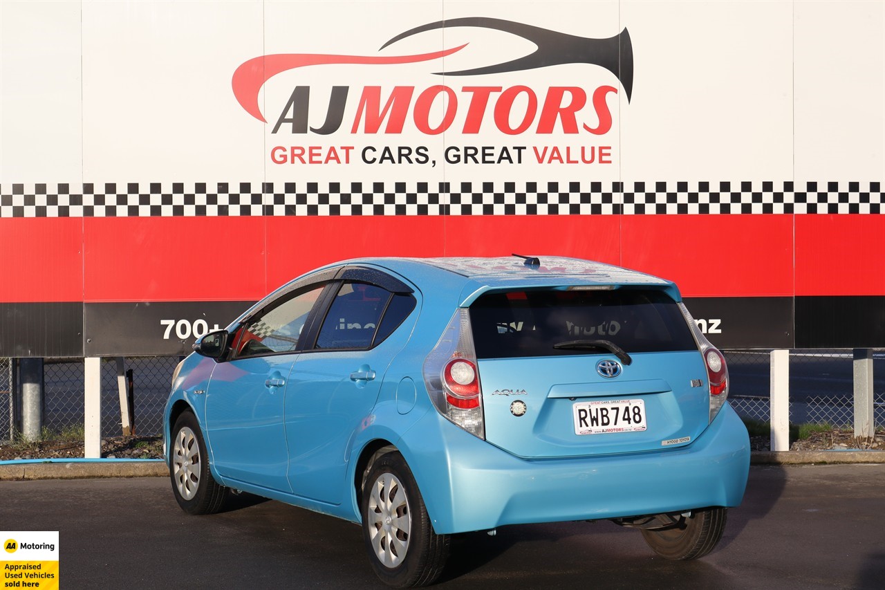 2013 Toyota Aqua