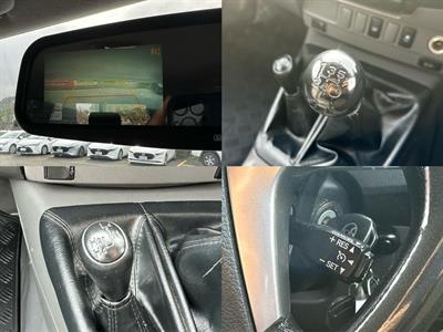 2014 Toyota Hilux - Thumbnail