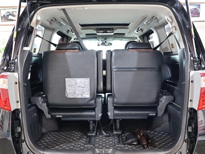 2015 Toyota Alphard - Thumbnail