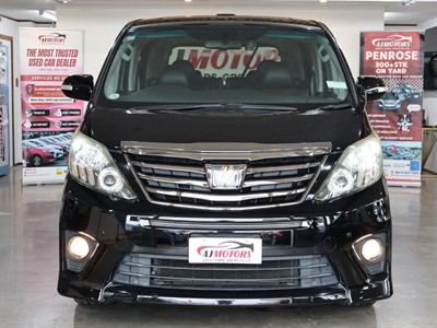 2015 Toyota Alphard - Thumbnail