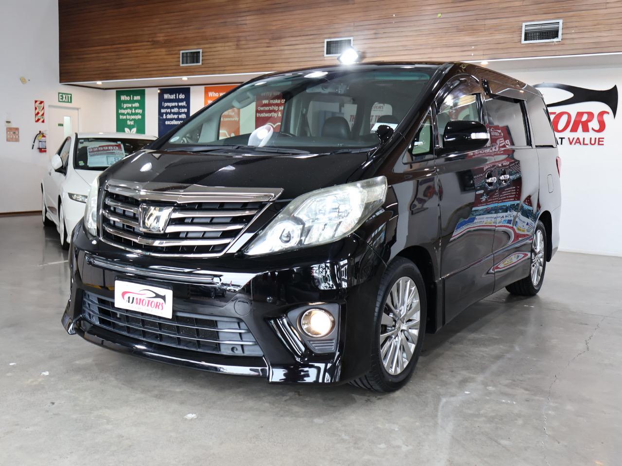 2015 Toyota Alphard