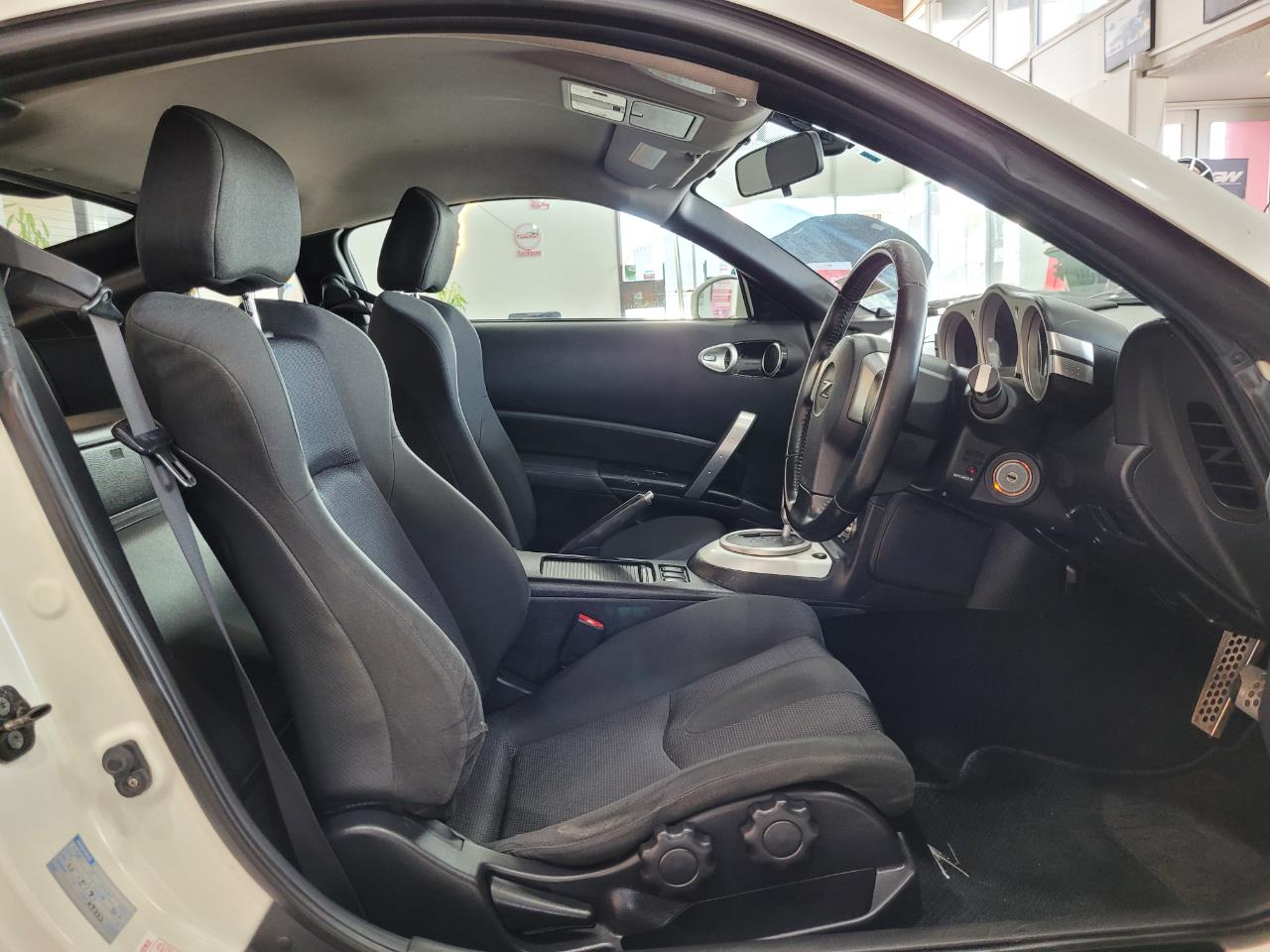 2006 Nissan Fairlady