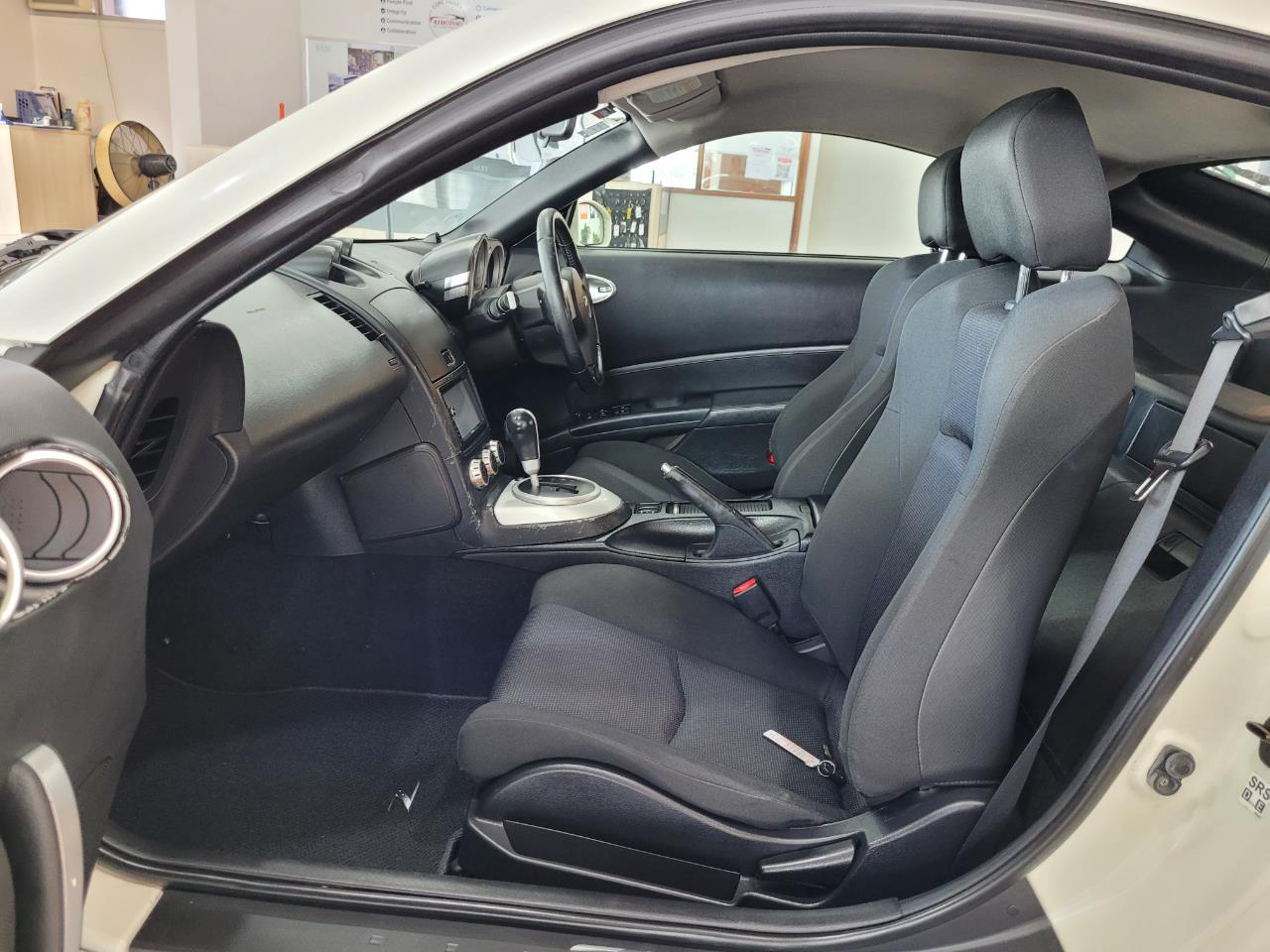 2006 Nissan Fairlady