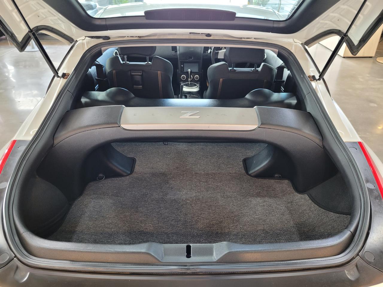 2006 Nissan Fairlady