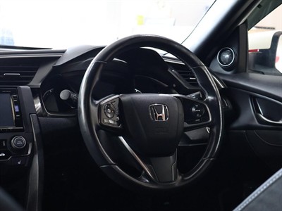 2017 Honda Civic - Thumbnail