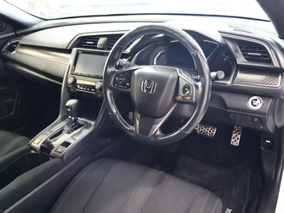 2017 Honda Civic - Thumbnail