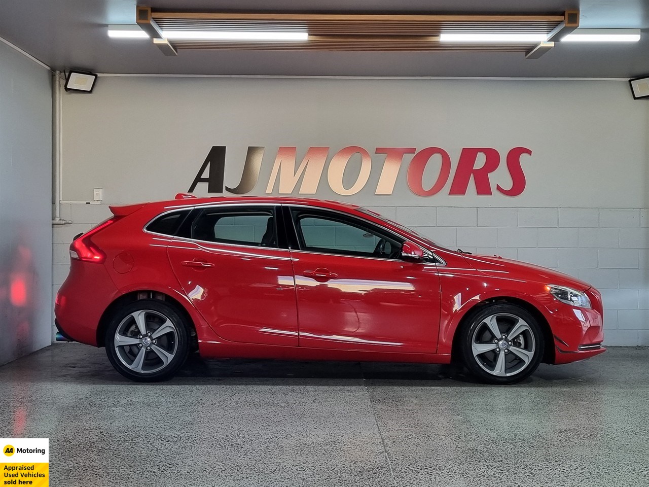 2013 Volvo V40