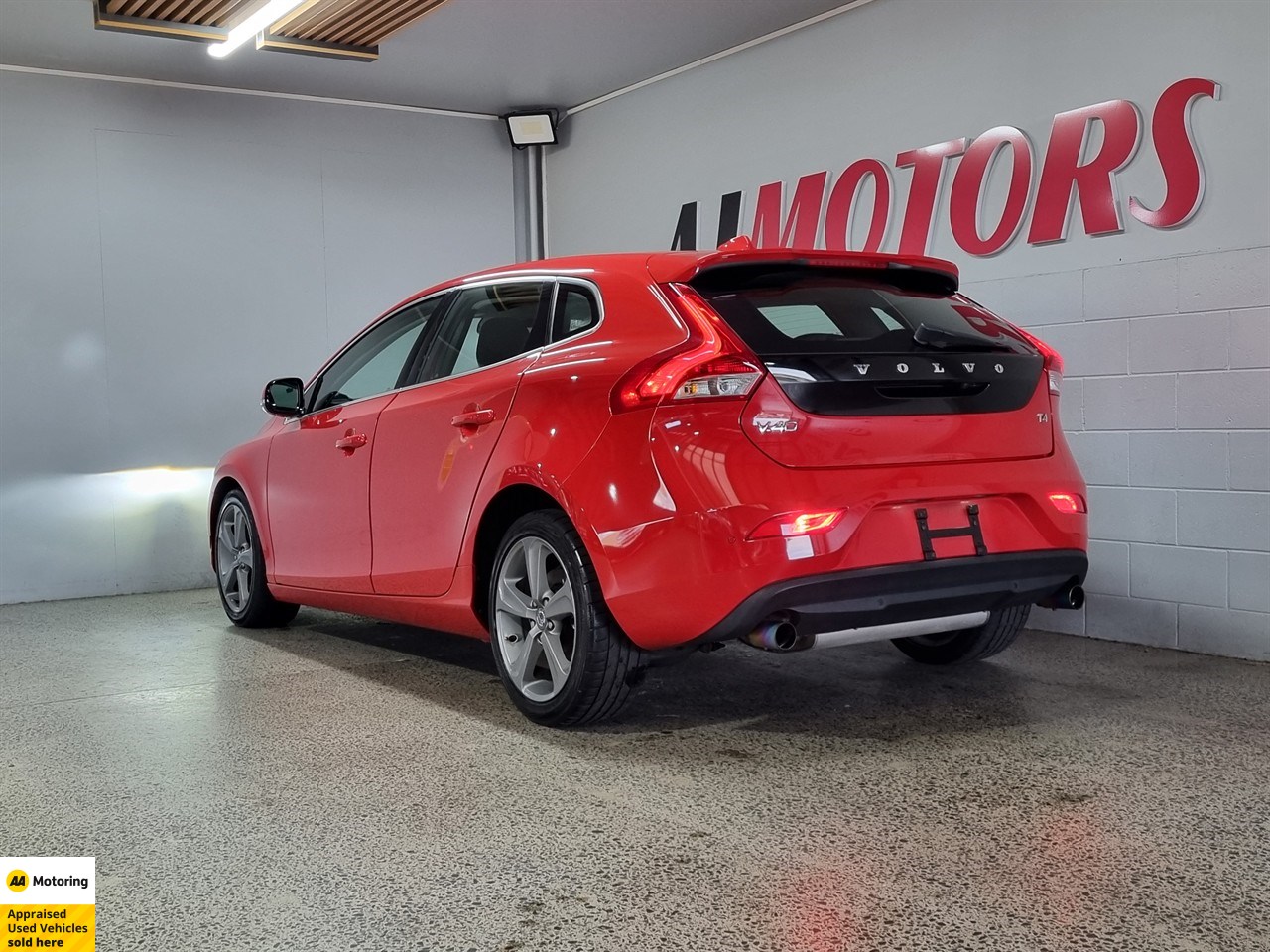 2013 Volvo V40