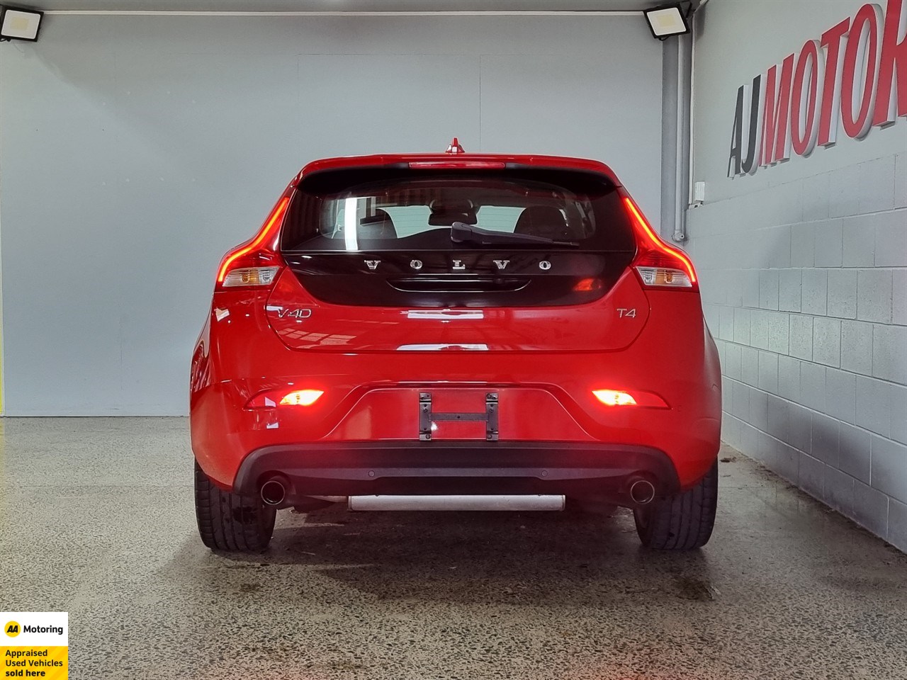 2013 Volvo V40