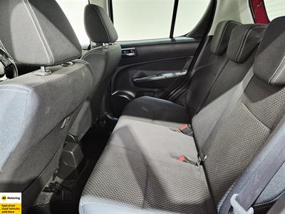 2015 Suzuki Swift - Thumbnail