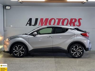 2017 Toyota C-HR - Thumbnail