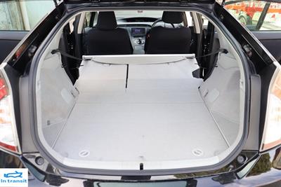 2012 Toyota Prius - Thumbnail