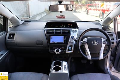 2012 Toyota Prius - Thumbnail