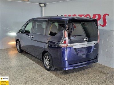 2018 Nissan Serena - Thumbnail