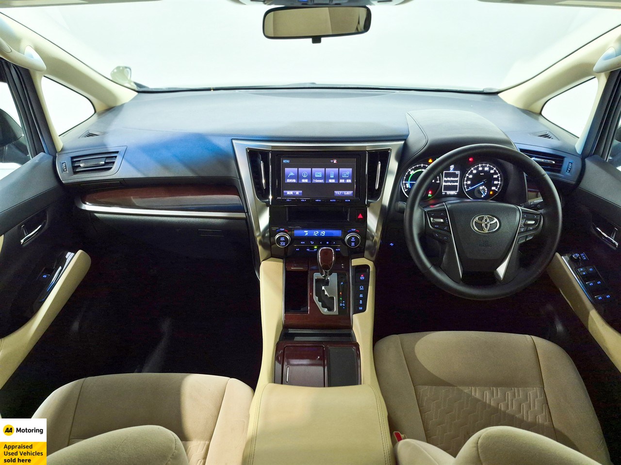 2017 Toyota Vellfire