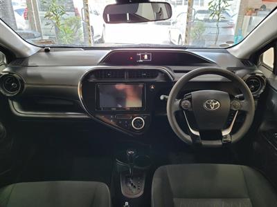 2019 Toyota Aqua - Thumbnail