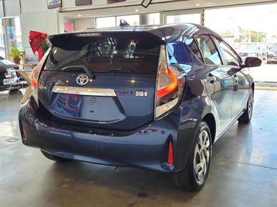 2019 Toyota Aqua - Thumbnail