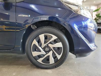 2019 Toyota Aqua - Thumbnail