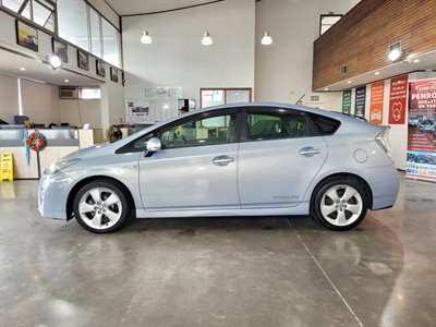 2009 Toyota Prius - Thumbnail